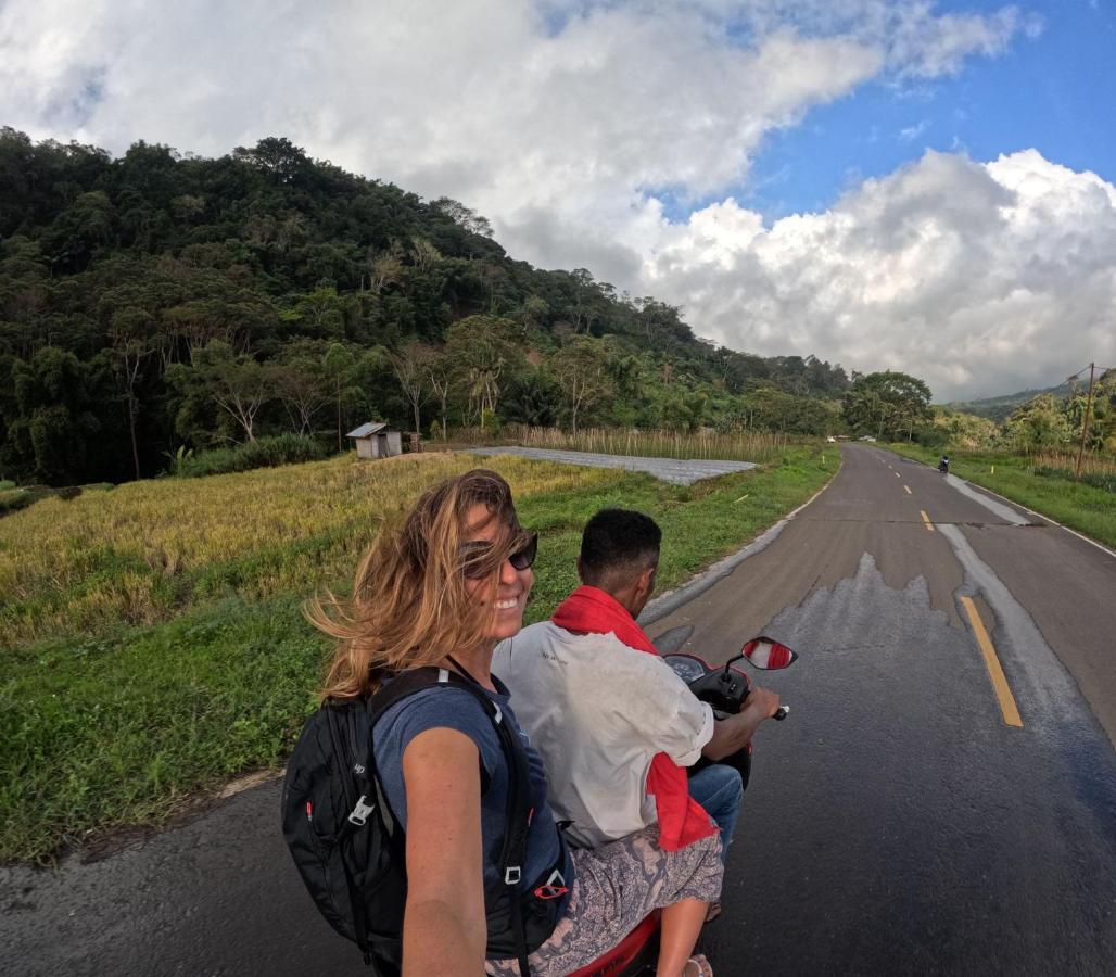 Hidayah Homestay Kelimutu Kültér fotó