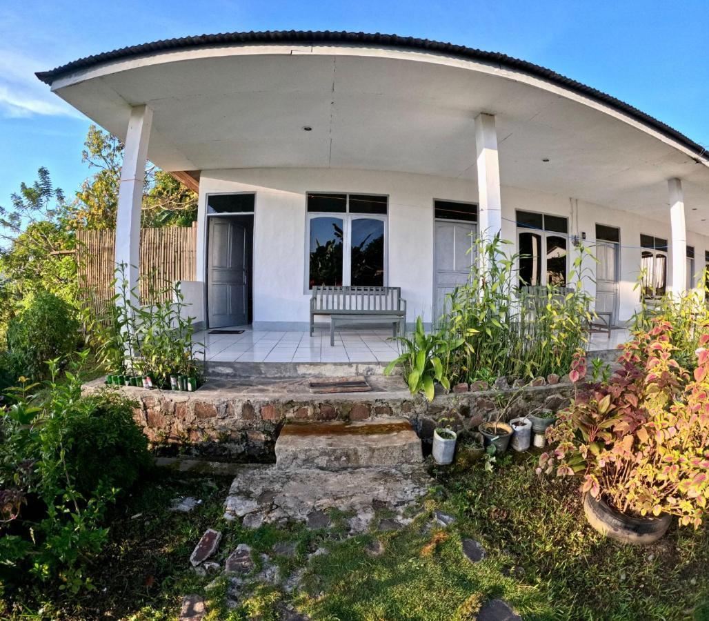 Hidayah Homestay Kelimutu Kültér fotó