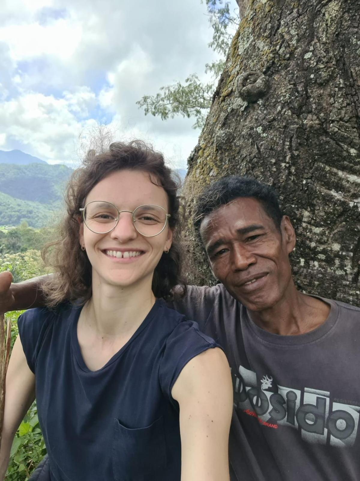 Hidayah Homestay Kelimutu Szoba fotó