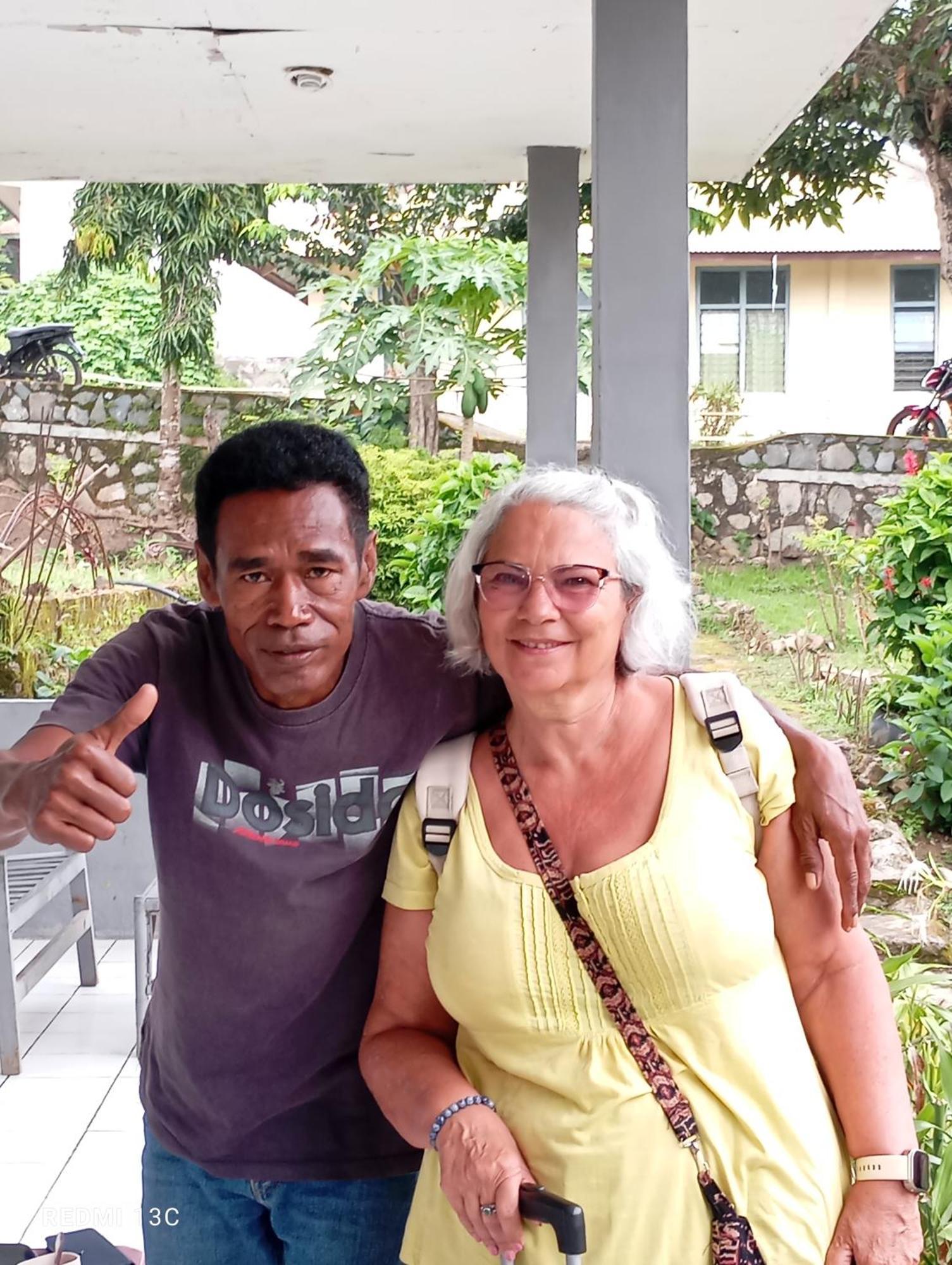 Hidayah Homestay Kelimutu Szoba fotó